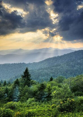 sunrise in the great smoky moutains